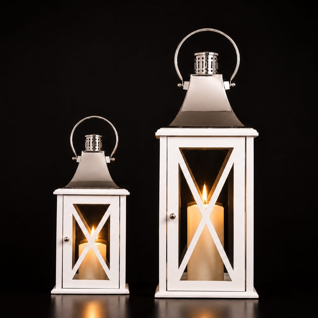 Woody Woo Lantern